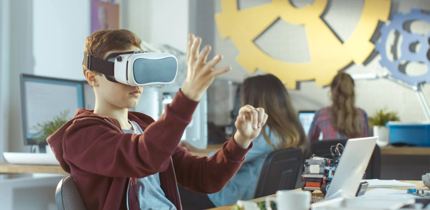 augmented reality and virtual reality